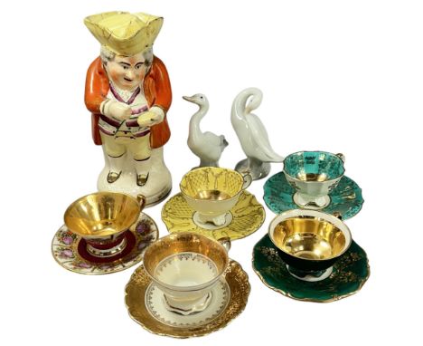 Mixed porcelain to include Crown Staffordshire floral ware cabinet cups and saucers, a Toby jug and two Lladro geese, etc