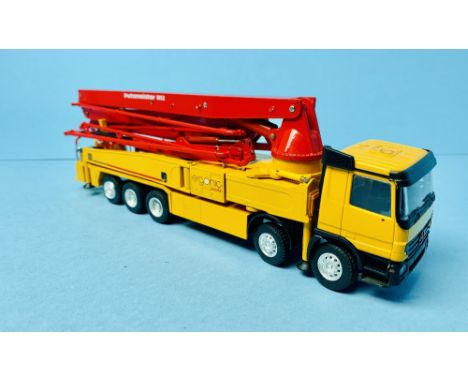 Conrad Die-Cast 1/50 Scale 00135 Putzmeister M52 Diecast Construction Model Unboxed