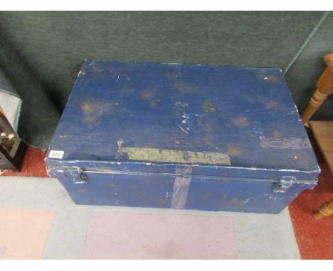 Metal trunk