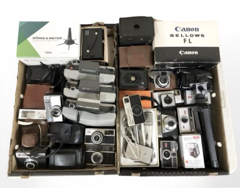 A quantity of vintage cameras including Kodak, Minolta, Agfa, etc. (2 boxes)