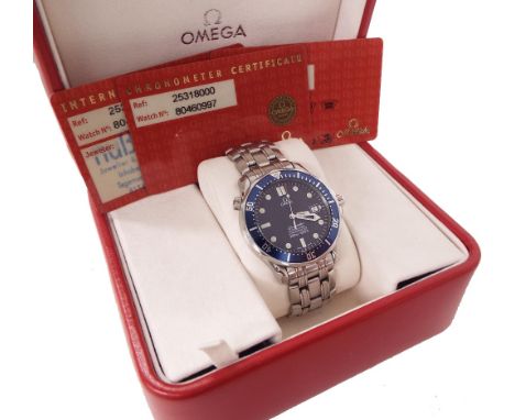 Omega Seamaster Professional Chronometer automatic stainless steel gentleman's bracelet watch, ref. 25318000, blue rotating b
