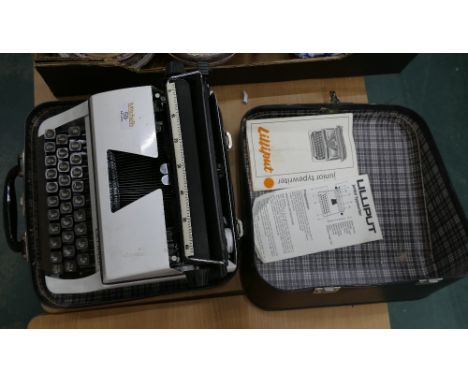 Cased Lilliput junior typewriter 