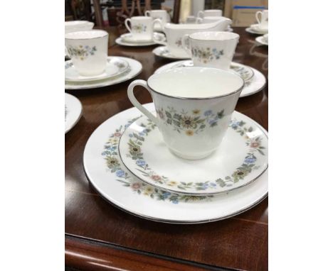 ROYAL DOULTON PASTORALE FLORAL DINNE, TEA AND COFFEE SERVICE