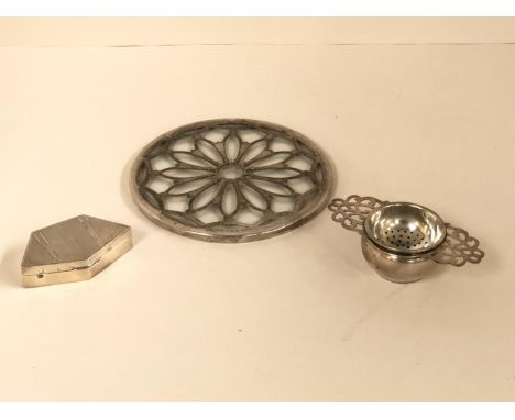A collection of sterling silver items to include an engine turner snuff of geometric shape and a silver and glass pot stand P