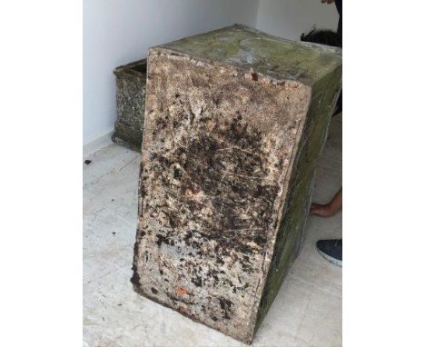 Good, old, traditional lead oblong planter, with patterned sides, approx 80cm Long x 41cm Wide x 51cm High, and a pair of shi