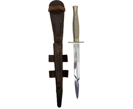 17.25cm flattened diamond section blade etched with a maker's panel for Wilkinson, regulation plated ribbed hilt contained in