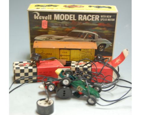 A mixed lot of toys to include; Revell Model Racer, Corvette Stingray GT kit, Triang, Scalextric, tinplate 0 gauge rolling st