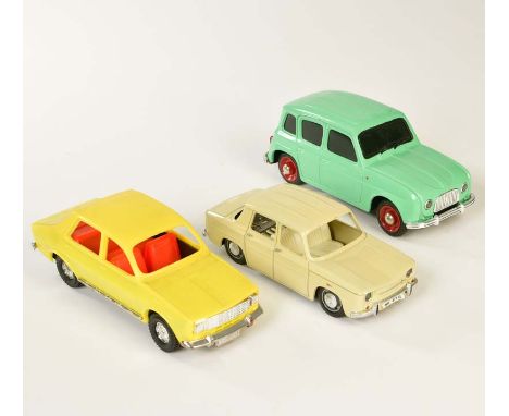   Karran u.a., 2x Renault, 1 R 4, 19-22 cm, Kst, Z 2        Karran a.o.., 2x Renault, 1 R 4, plastic, C 2      