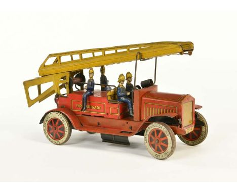   Distler, Feuerwehr, Germany VK, 29 cm, Blech, UW ok, LM, Lampe + 2 Figuren fehlen, bitte besichtigen, Z 3        Distler, F