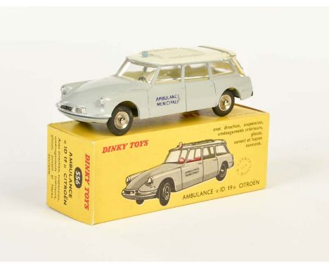   Dinky Toys, 556 Ambulance ID 19 Citroen, France, 1:43, Druckguss, Okt Z 1, Z 1-        Dinky Toys, 556 Ambulance ID 19 Citr