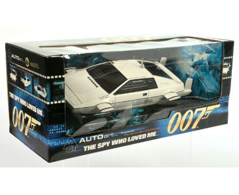 Auto Art James Bond 007 Lotus Esprit 1/18th scale Die-cast vehicle, from the movie The Spy Who Loved Me, Mint UNUSED, within 