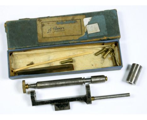 A SCREW HEAD POLISHING TOOL BY G. ROWLEY, BOXED 