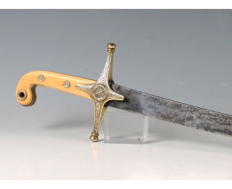 A 19th century 1831 pattern general officer's mameluke sabre with single-edged blade with clipped point, blade length 77cm, g