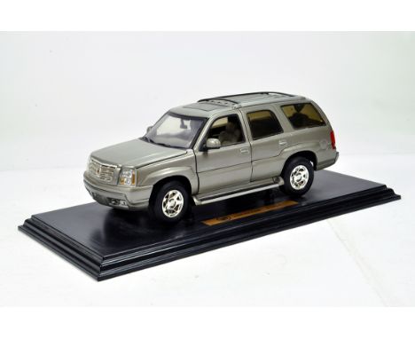 Anson 1/18 scale diecast issue comprising Cadillac Escalade. E. 