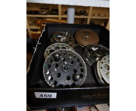 6 vintage fishing reels