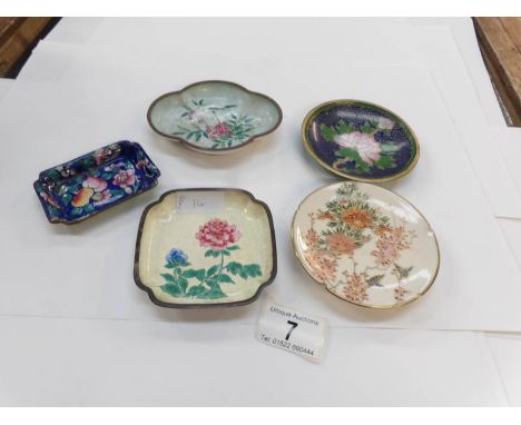 4 enamel pin dishes and a Satsuma pin dish