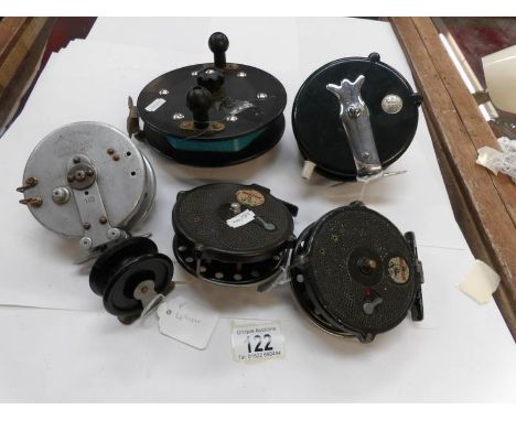 6 vintage fishing reels including Mentor, Paraply etc
