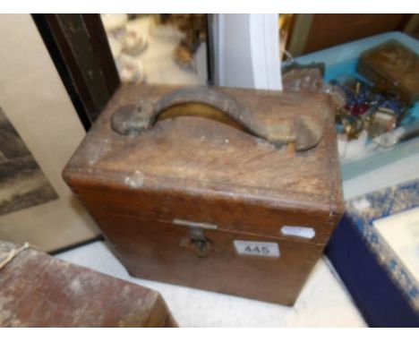 A pigeon racing clock