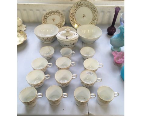 A selection of Chamberlains Worcester ware to include cups, saucers, dishes etc.
