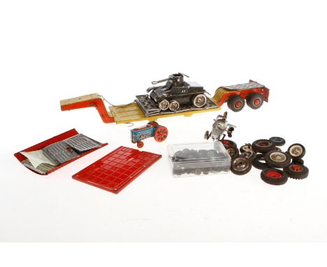 Konv. Blechspielzeug, darunter Arnold, Gama, Fischer, etc., dazu versch. Räder, als Ersatzteile