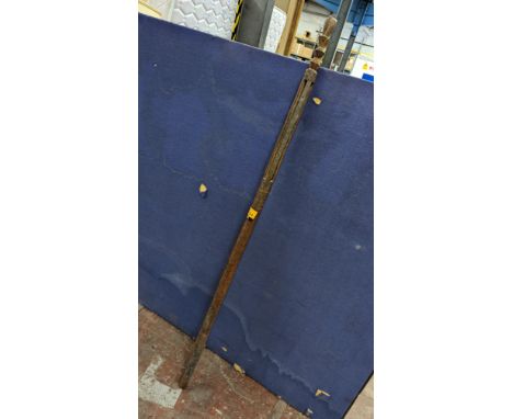 Unusual tribal wooden instrument/stick, circa 170cm longPlease note this lot is not subject to VAT. The hammer price will sti