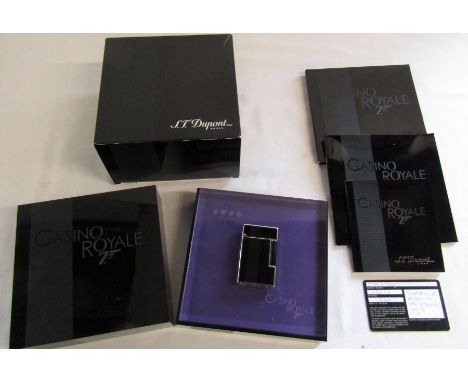 Boxed Dupont 007 Casino Royale James Bond lighter no 0483/2007 complete with paperwork