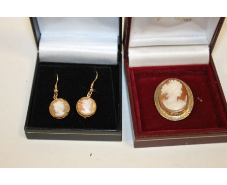 A HALLMARKED 9CT GOLD CAMEO PORTRAIT BROOCH, H 3 cm, together with a pair of gold cameo pierced earrings marked 375 to the po