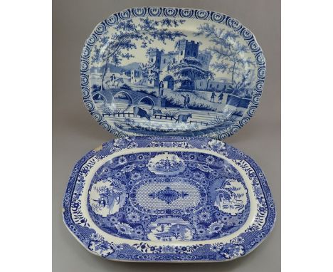Two early nineteenth century blue and white transfer-printed platters, c.1820. To include: A Henshall Ruined Castle & Bridge 