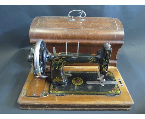 A VESTA-B Manual Sewing Machine 