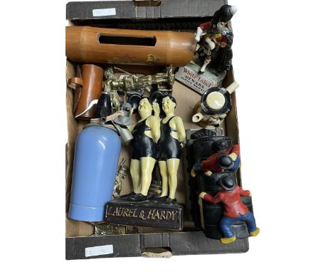 "White Label" Dewar's Scotch Whisku advetising figure, two Laurel and Hardy models, brass soldiers and miscellanea in one box