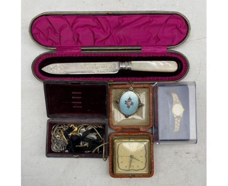 Late Victorian silver and mother-of-pearl handled bread knife, Sheffield 1898 in original case, Vintage enamel locket pendant