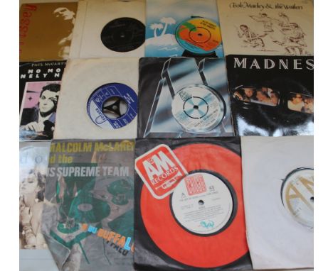 POP SINGLES - A huge collection of around 1200 7" singles, perfect for that Pop connoisseur! Artists will include Eagles, ELO