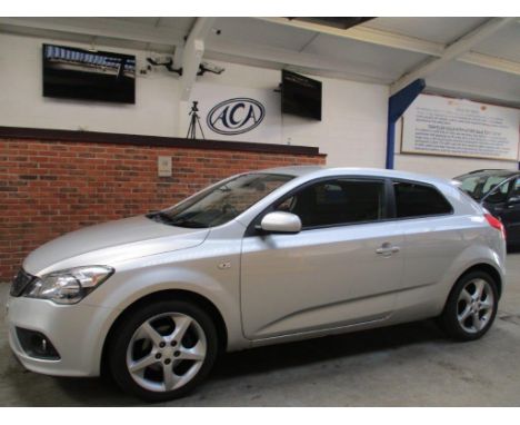 Make &amp; Model: Kia Pro Ceed 3 CRDIDate of Reg: LG13 EXUColour: Silvercc: 1582MoT: 21-03-2022Fuel Type: DIESELMileage: 67kT