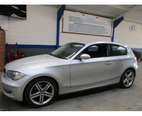 Make &amp; Model: BMW 120I SEDate of Reg: MV57 EAOColour: Silvercc: 1995MoT: 17-02-2022Fuel Type: PETROLMileage: 97kTransmiss