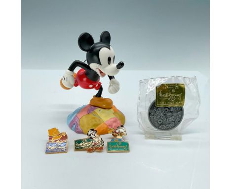 Millennium Mickey: On Top of the World. Part of the Walt Disney Collectors Society Membership Sculpture. This item has its or