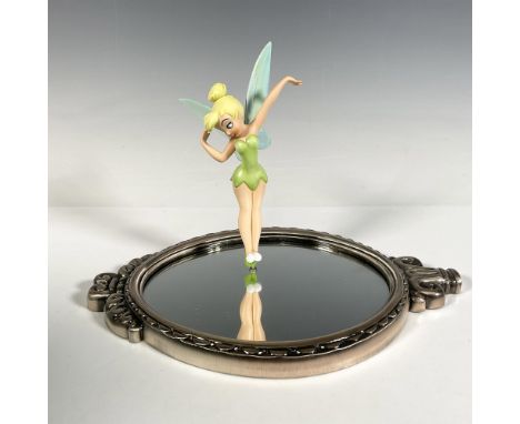 This members only sculpture is created with mirrored base, Tinker Bell Pauses to Reflect, colored in green, yellow and white.