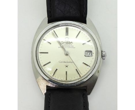 AN OMEGA AUTOMATIC CONSTELLATION stainless steel cased with silvered dial, date aperture, constellation 'star' motif with sil