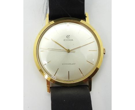 AN 18CT GOLD CYMA WRISTWATCH the silvered dial branded Cyma Cymaflex, with gold coloured baton numerals and hands. The inner 
