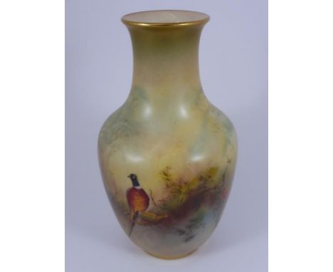 ROYAL WORCESTER VASE, SHAPE 2491, DECORATED WITH PHEASANTS, SIGNED W.H.AUSTIN, APPROX. 12 cm, JOHN PINNICK COLLECTION