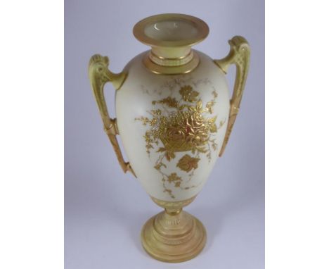 ROYAL WORCESTER IVORY GROUND 2 HANDLED PEDESTAL VASE WITH GILT DECORATION, SHAPE 1481, APPROX. 25 cm