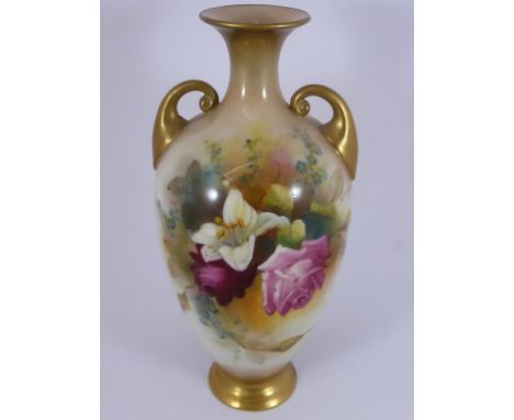 ROYAL WORCESTER VASE, SHAPE NUMBER 287, DECORATED WITH ROSES SIGNED AUSTIN, APPROX. 17 cm, JOHN PINNICK COLLECTION