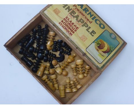 BOXWOOD CHESS SET AF, KING APPROX. 9.5 cm