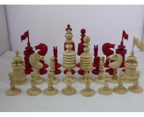 ANTIQUE TURNED AND CARVED IVORY CHESS SET, KING APPROX. 11 cm