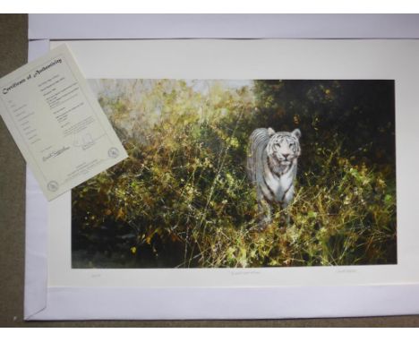 DAVID SHEPHERD LIMITED EDITION PRINT, NUMBERED 212/350 AND SIGNED IN PENCIL TO THE MOUNT 'THE WHITE TIGER OF REWA', IMAGE SIZ