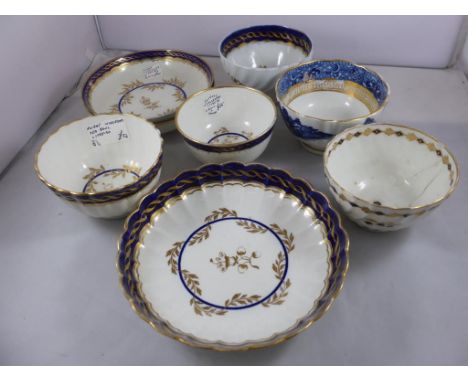 WORCESTER GILT, BLUE AND WHITE TEA BOWLS (5) AND SAUCERS (3), JOHN PINNICK COLLECTION