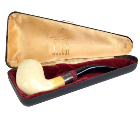 DUNHILL; a cased silver collared Meerschaum pipe.Additional InformationHas been used. Surface scratches, marks, nicks and gau