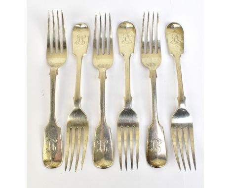 A set of six Victorian hallmarked silver Fiddle pattern forks with engraved initials to the terminals, London 1860, length 17