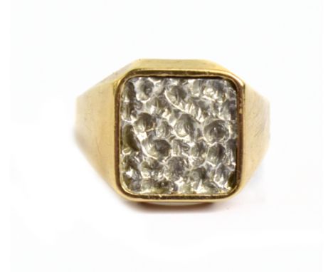 A 9ct yellow gold gentleman's signet ring size V approx 7.0g.
