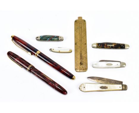 A small group of collector's items including two marbled fountain pens by Burnham and James Blackmore, both nibs stamped 14ct