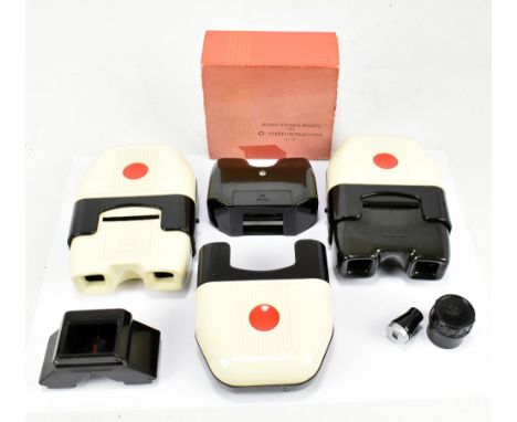 A Zeiss O stereoscope viewer 142/01, a Russian stereofinder 35mm with case, two further Zeiss stereoscopic viewers and a ster